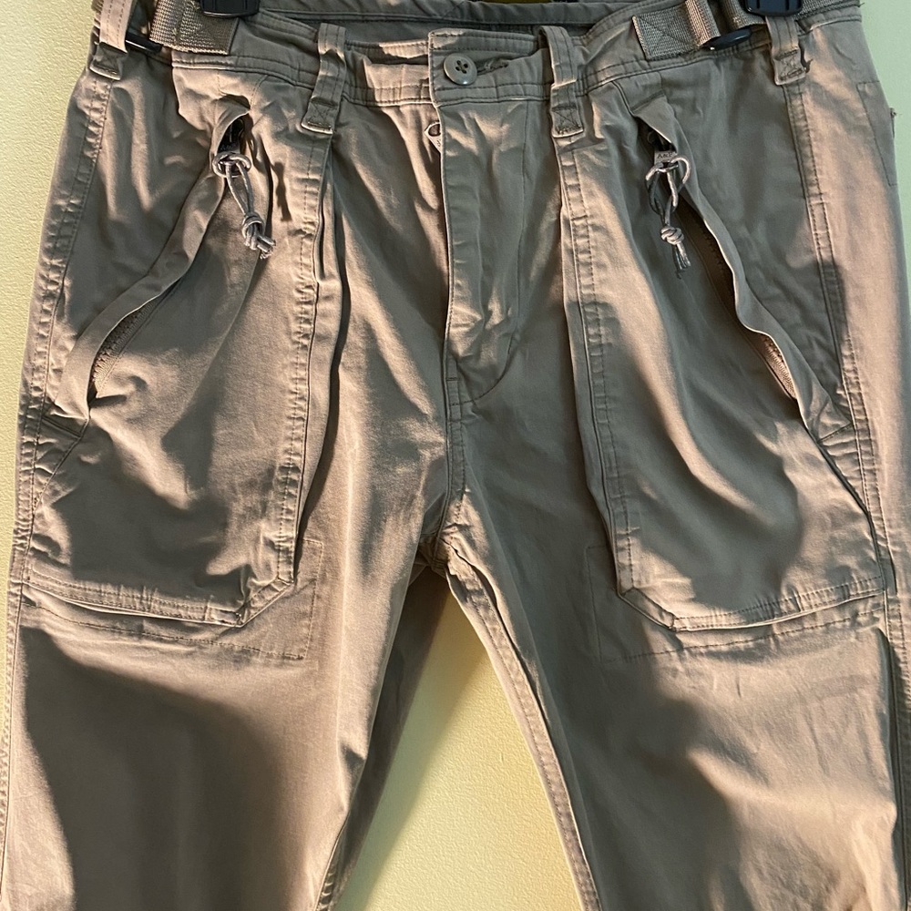 Abercrombie & Fitch juniors Khakis